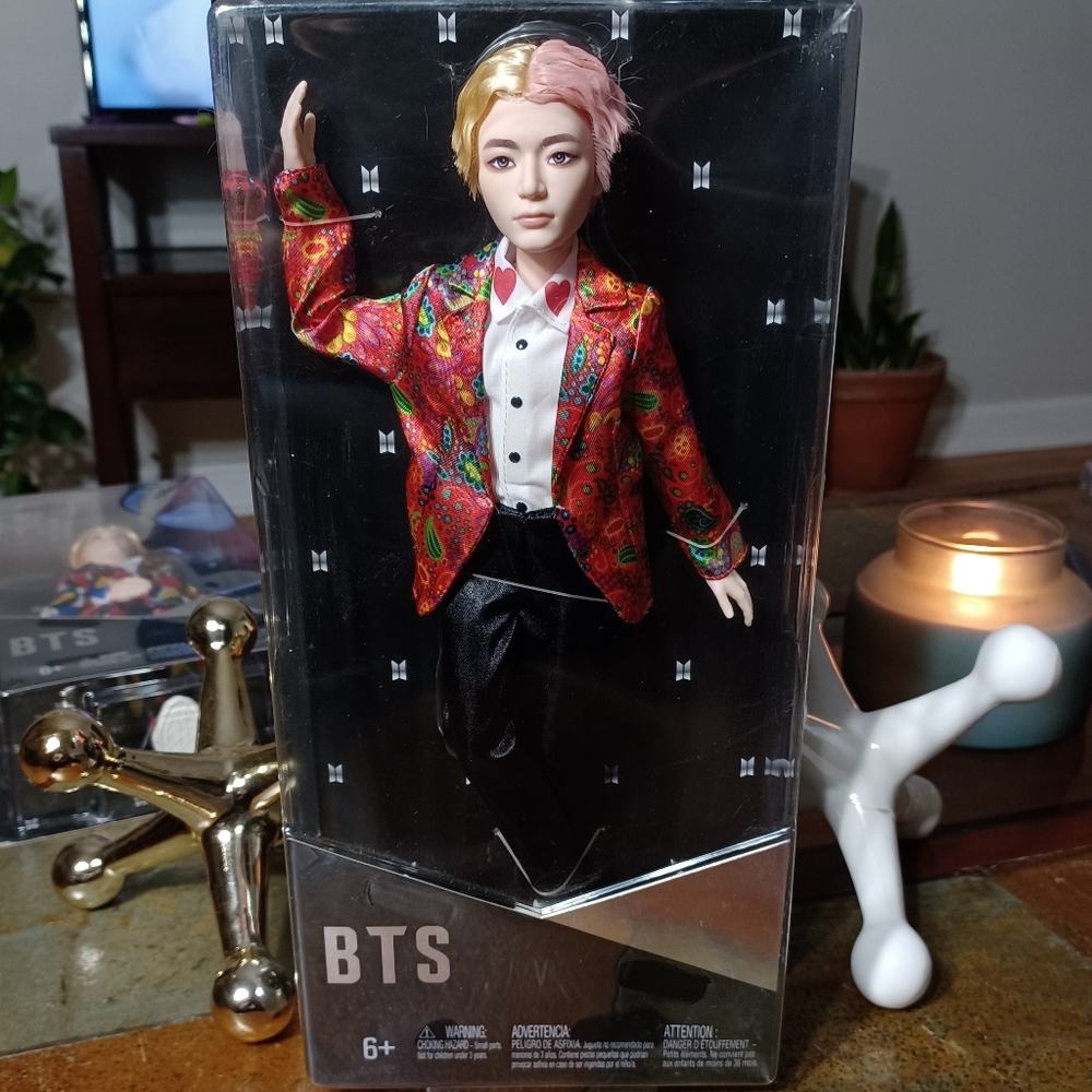 BTS BANGTAN V IDOL DOLL